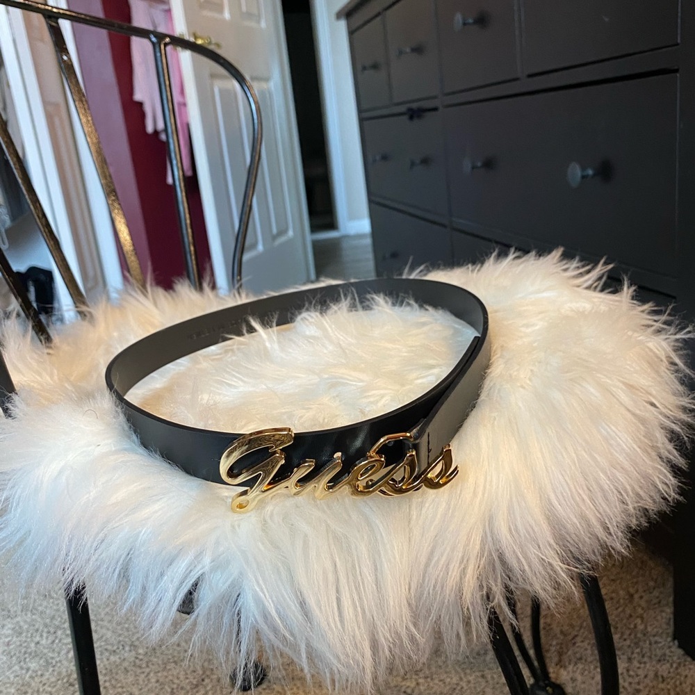 Guess belt